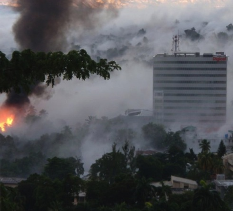 Digicel Haiti Building The Day After The Earthquake. Photo Credit David Sharpe