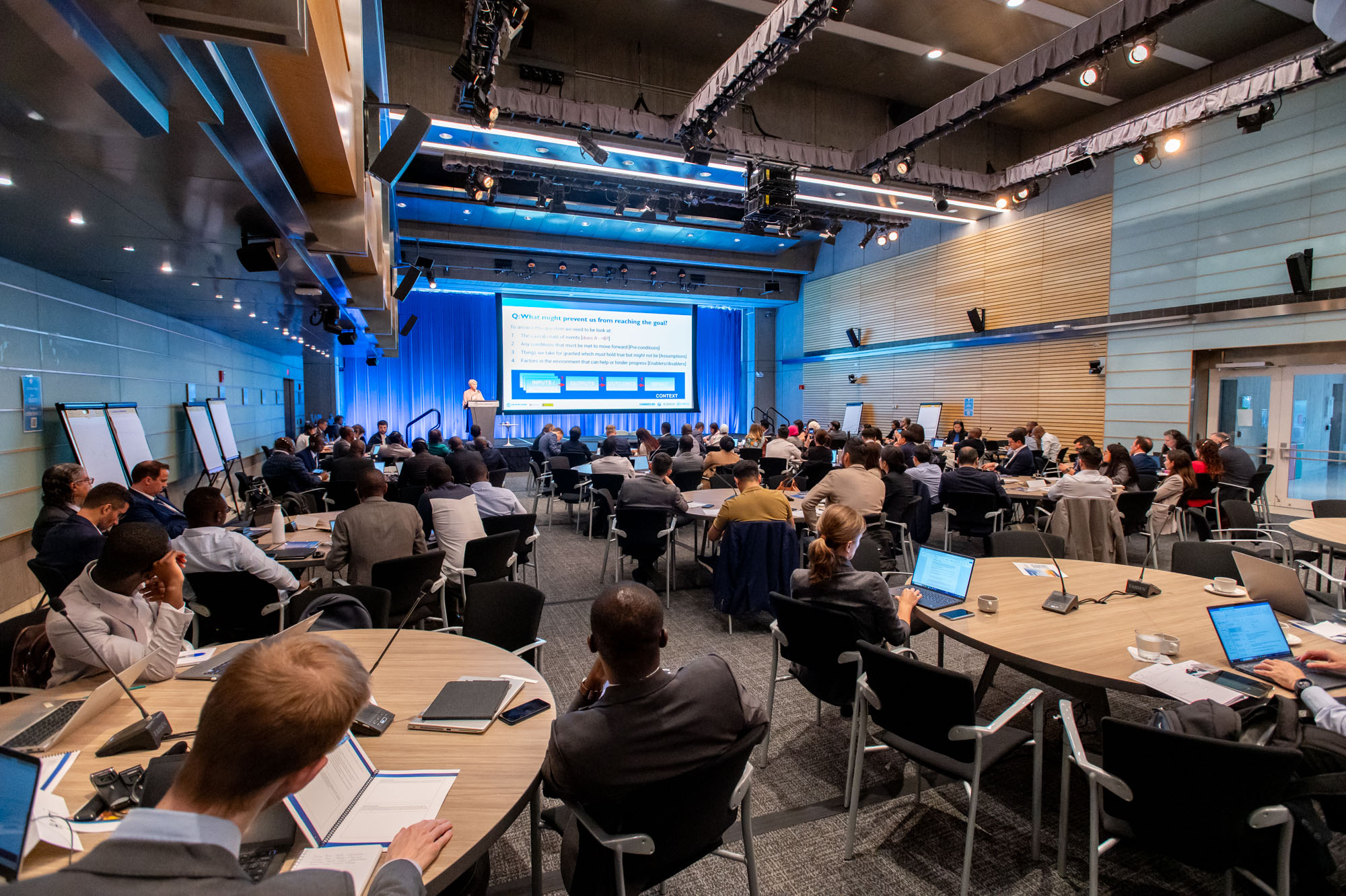 100724 Global Data Facility Country Cohort Workshop DSC0708 F