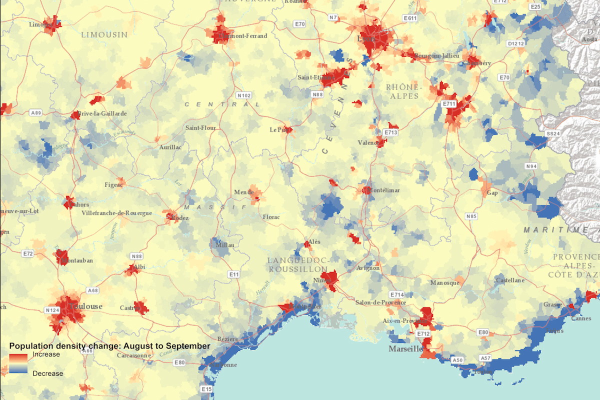 Dynamic Population Mapping Using Mobile Phone Data